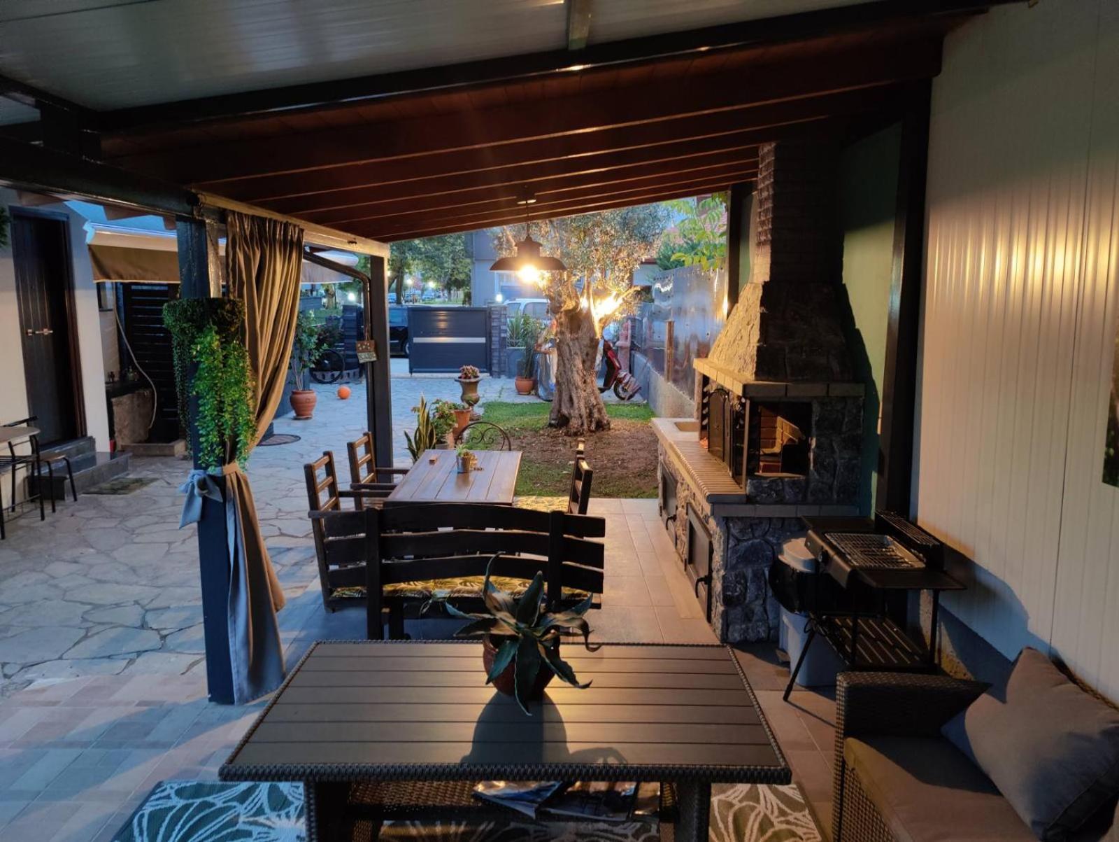 Vintage Lux Homes Nea Vrasna Ngoại thất bức ảnh